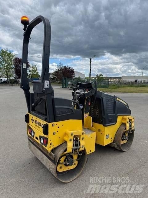 Bomag BW 100 AD M-5 Cilindri compactori dubli