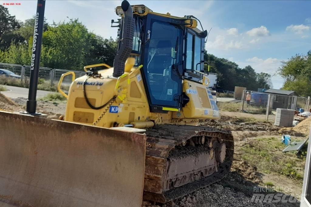 Komatsu D51 PX-24 Buldozere pe senile