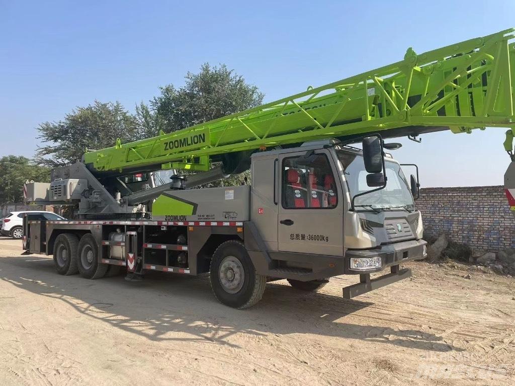Zoomlion ZTC350H Macara pentru orice teren