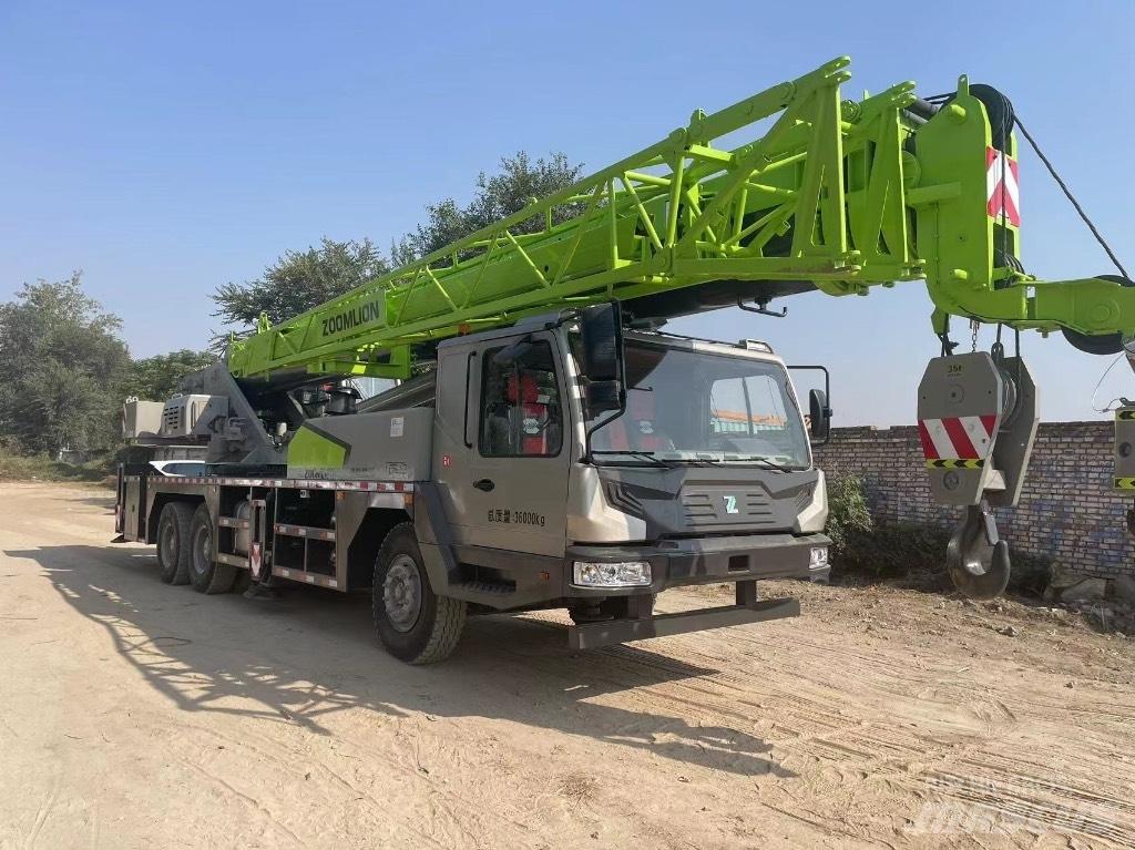 Zoomlion ZTC350H Macara pentru orice teren