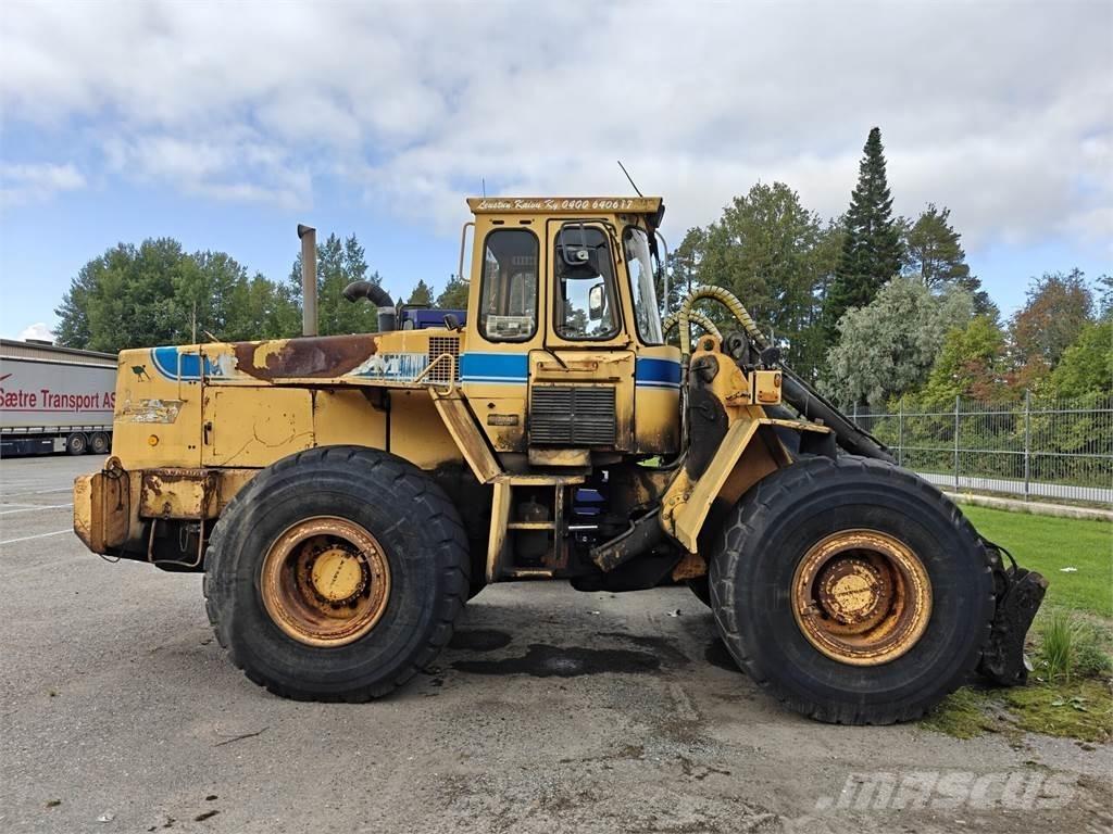 Volvo BM 4500 Incarcator pe pneuri