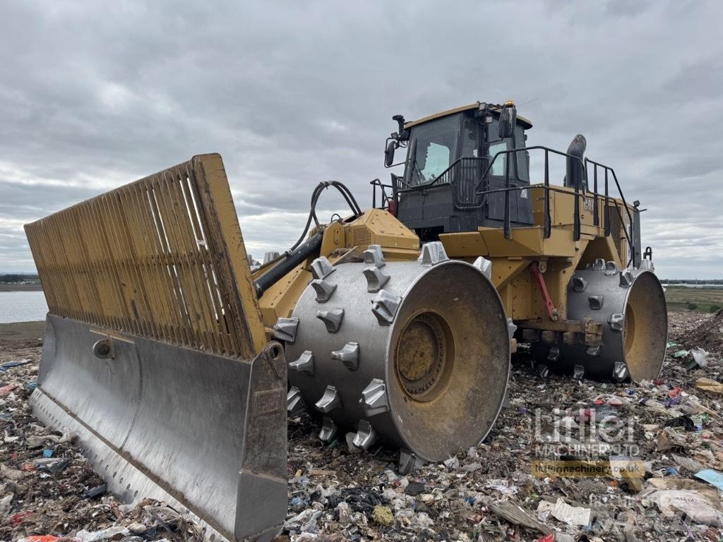 CAT 836 Compactoare deseuri