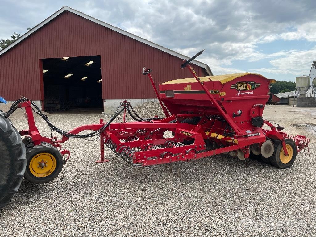 Väderstad Rapid300S Perforatoare