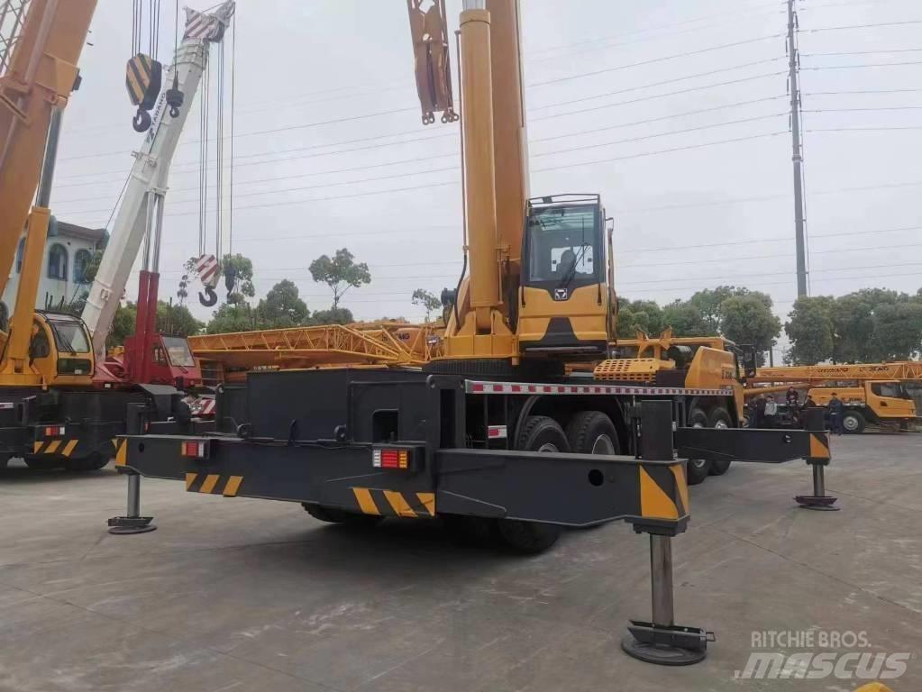 XCMG XZJ5434JQZ70K Încarcatoare cu excavator