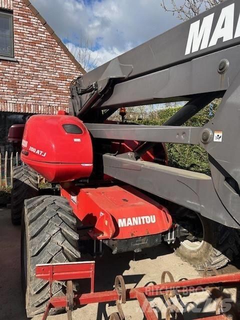 Manitou 200 ATJ Nacele cu brat articulat