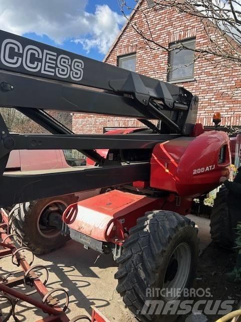 Manitou 200 ATJ Nacele cu brat articulat