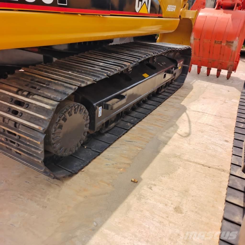 CAT 320 CL Excavatoare pe șenile
