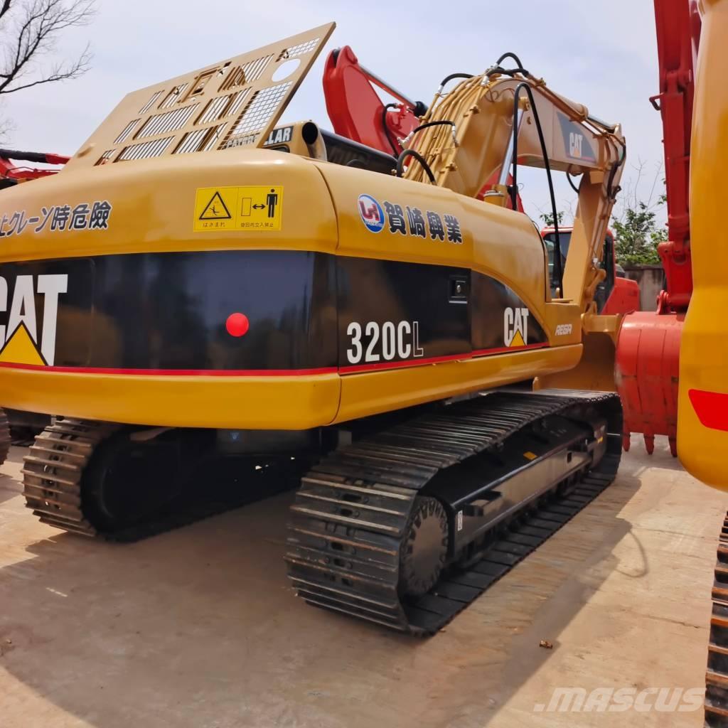 CAT 320 CL Excavatoare pe șenile
