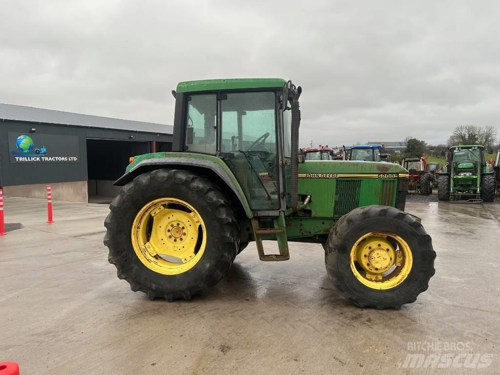 John Deere 6200 Tractoare