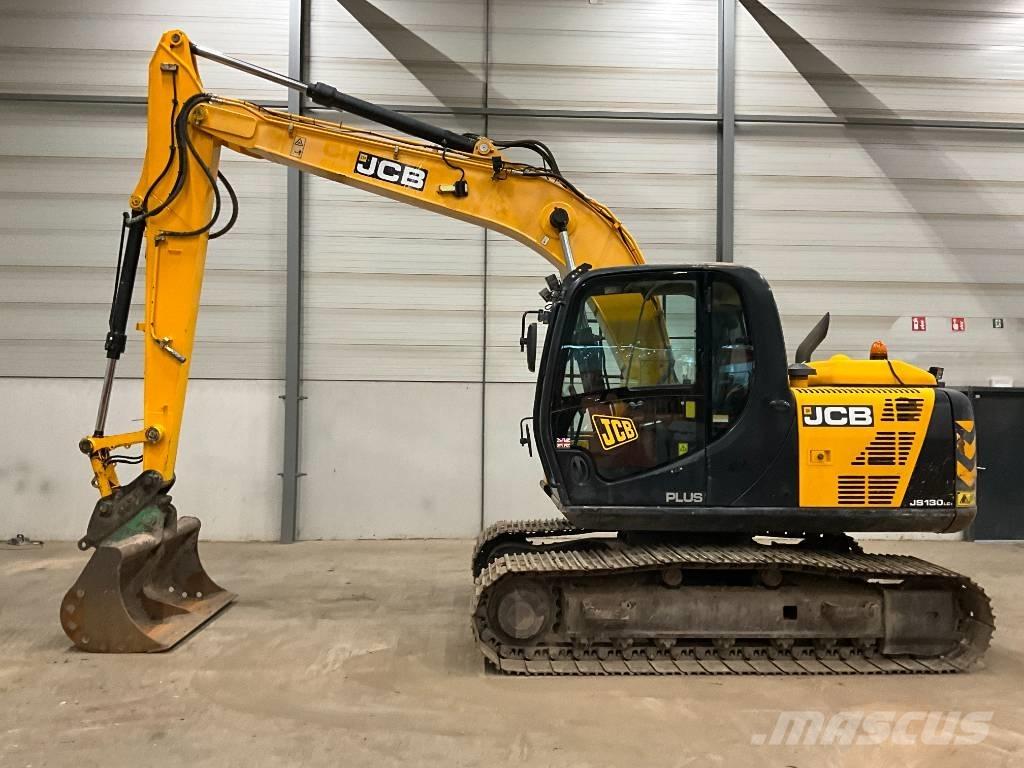 JCB JS 130 LC Excavatoare pe șenile
