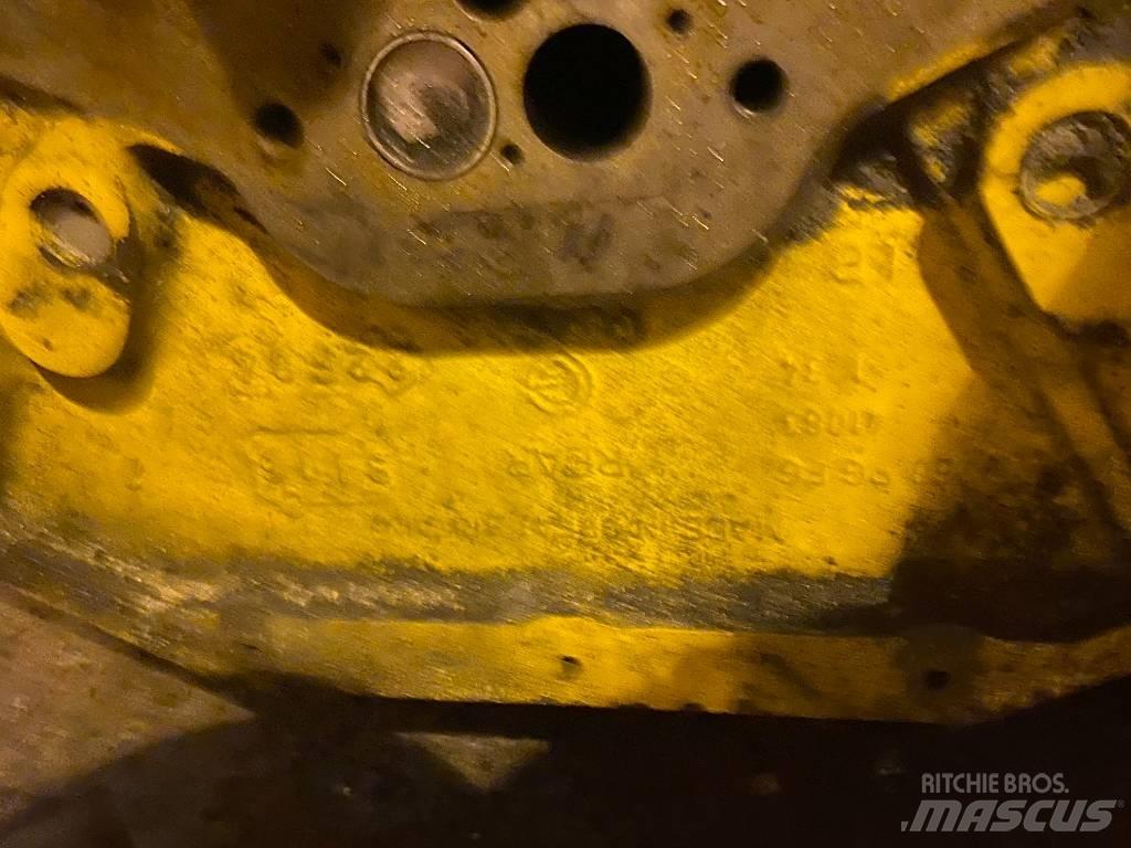 Komatsu PC4000-6 Excavatoare pe șenile
