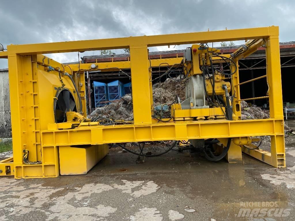 Komatsu PC4000-6 Excavatoare pe șenile
