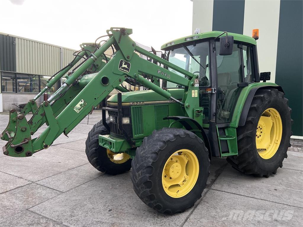 John Deere 6200 Tractoare