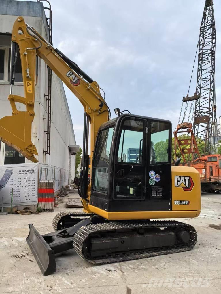 CAT 305.5E2 Excavatoare pe șenile
