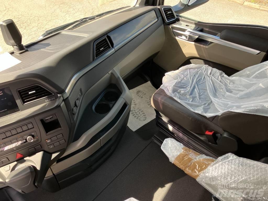MAN TGX 35.520 Camion cu carlig de ridicare