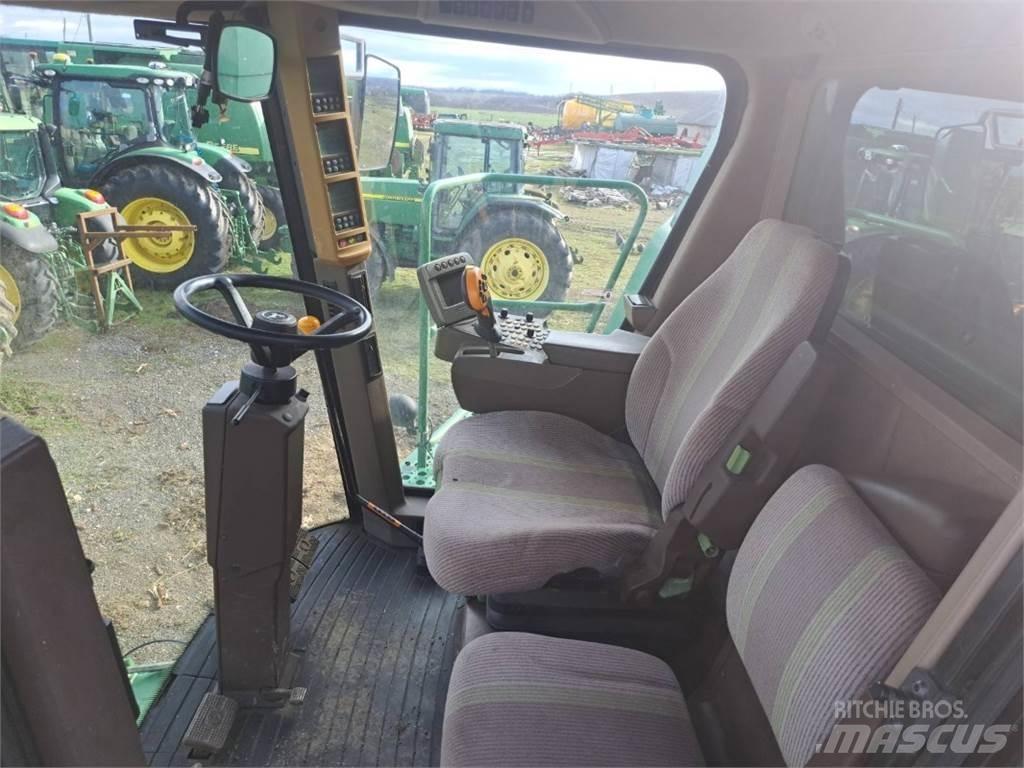 John Deere W650 Combine de secerat