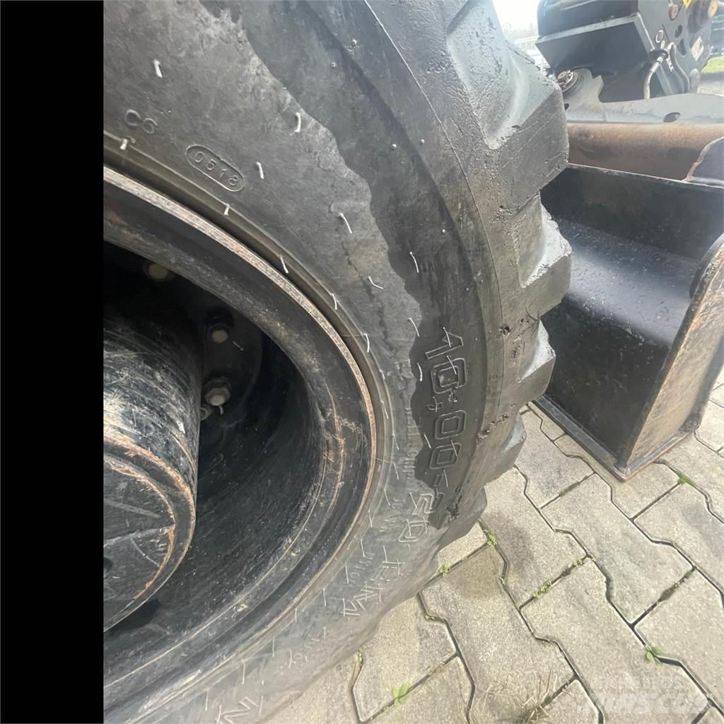 CAT M315 F Excavatoare cu roti