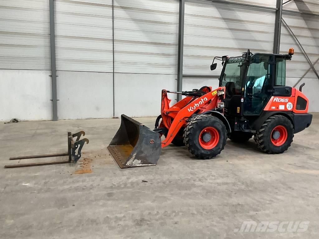 Kubota R 065 Incarcator pe pneuri