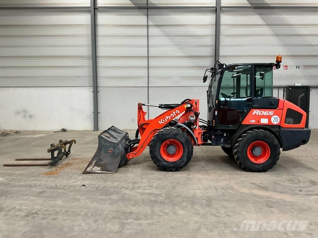 Kubota R 065 Incarcator pe pneuri