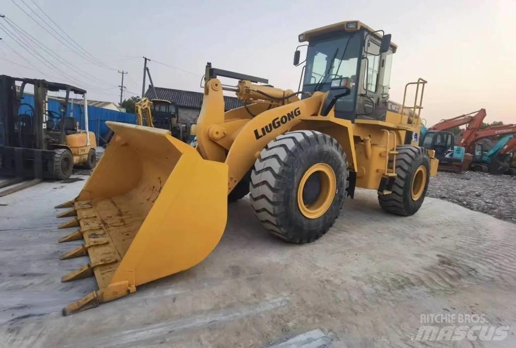 LiuGong 856 Incarcator pe pneuri