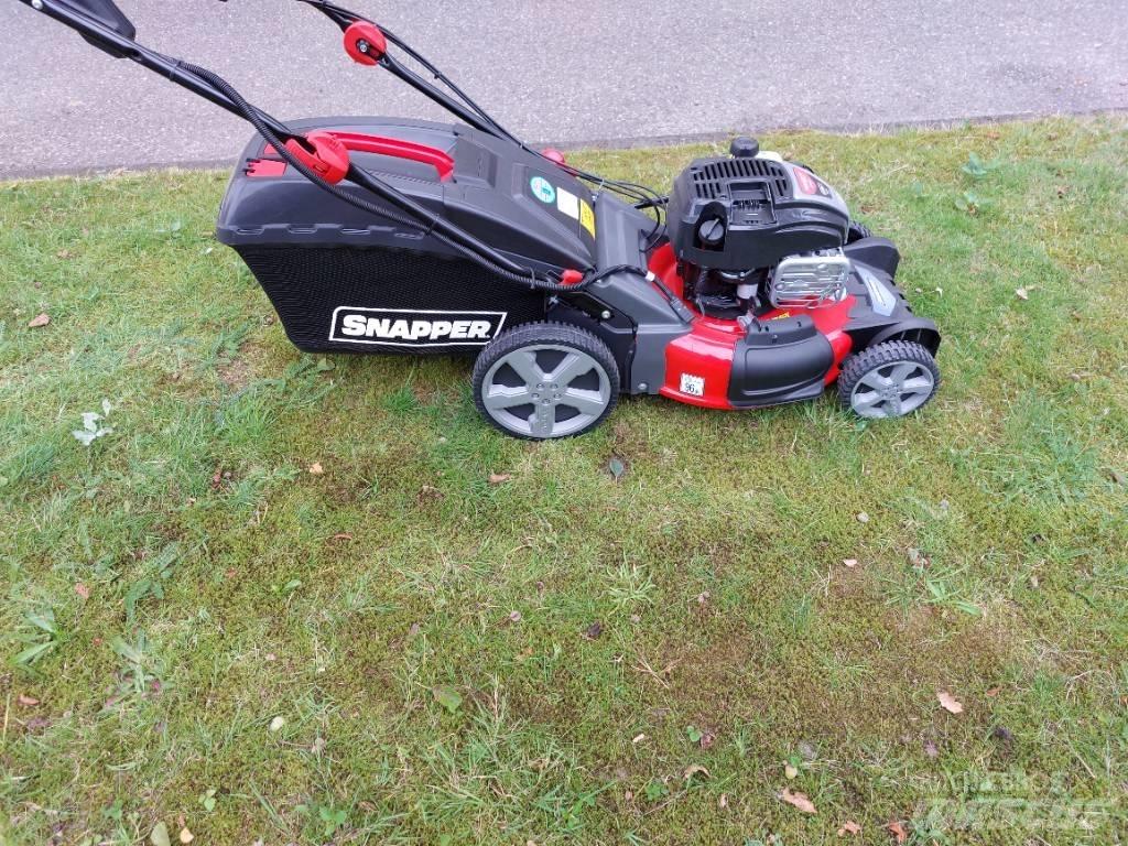 Snapper NX80 S Masini de tuns
