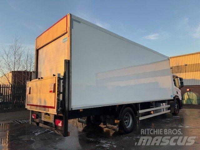 Scania P 250 Camion cu control de temperatura