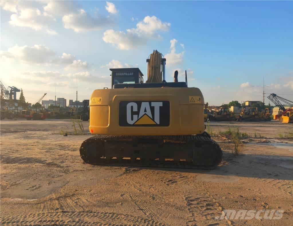 CAT 325D Excavatoare pe șenile

