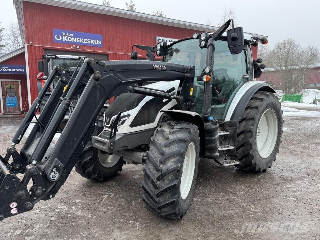 Valtra G 115 Active Tractoare