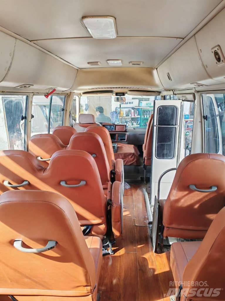 Toyota Coaster Autobuze intercity