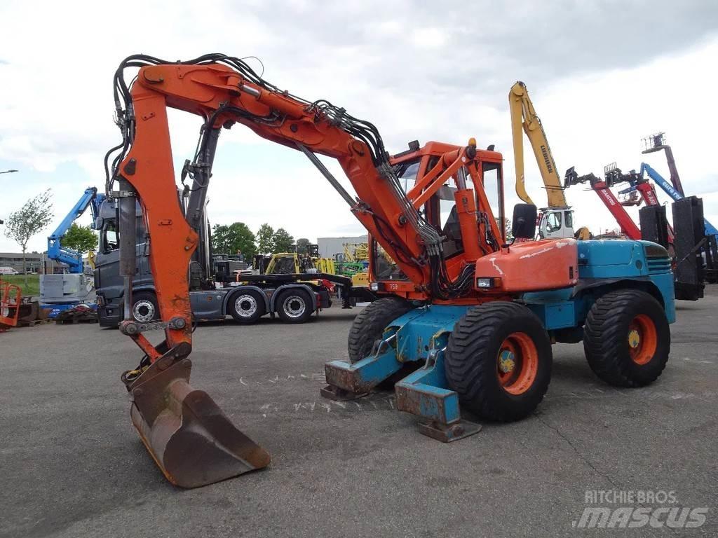 Mecalac 12MXT Excavatoare cu roti