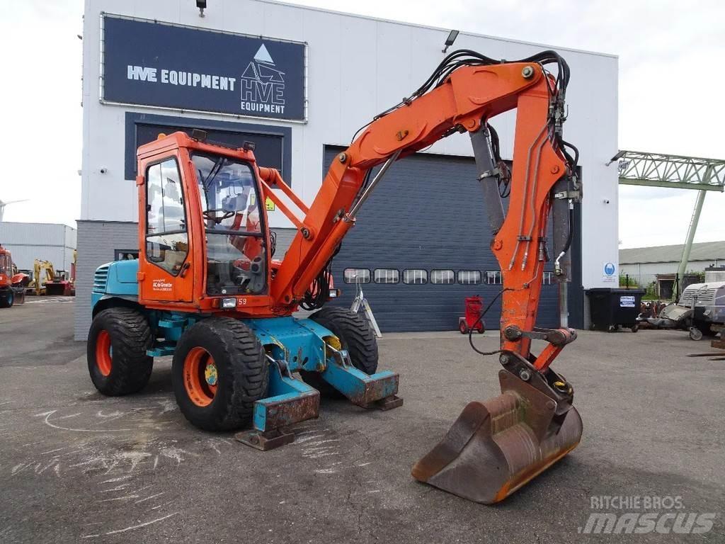 Mecalac 12MXT Excavatoare cu roti