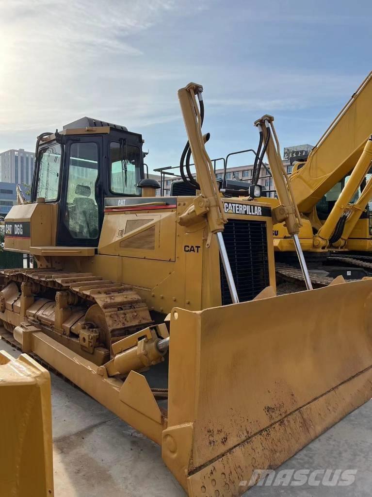 CAT D 6 G Buldozere pe senile
