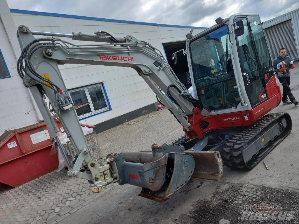 Takeuchi TB 240 Mini excavatoare < 7t