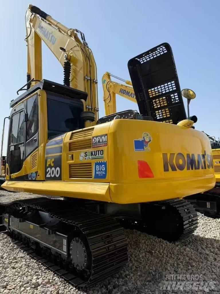Komatsu 200-8 Excavatoare pe șenile
