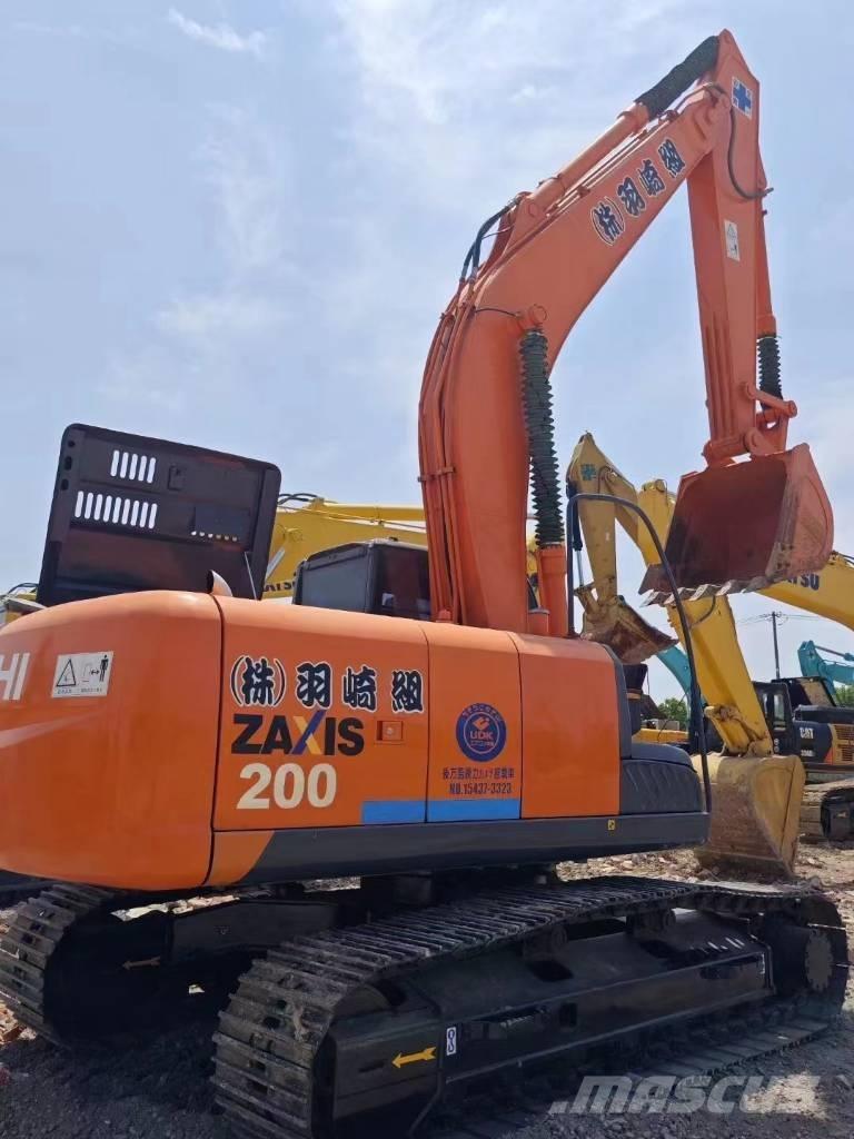 Hitachi ZX200 Excavatoare pe șenile
