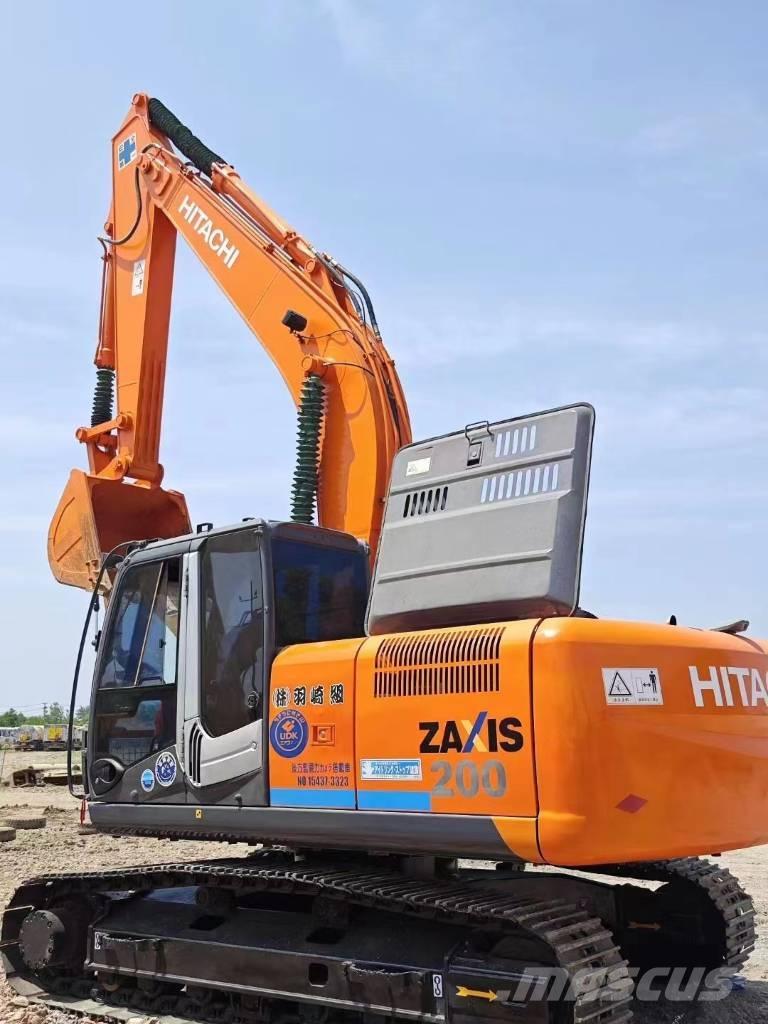 Hitachi ZX200 Excavatoare pe șenile
