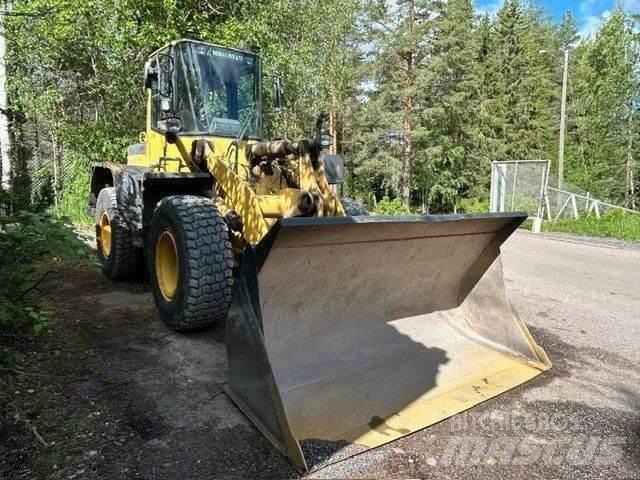 Komatsu WA 180-3 Incarcator pe pneuri