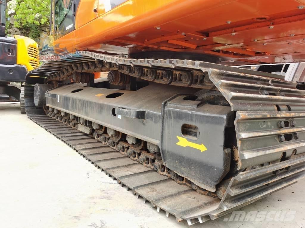 Doosan DX 225 LC Excavatoare pe șenile
