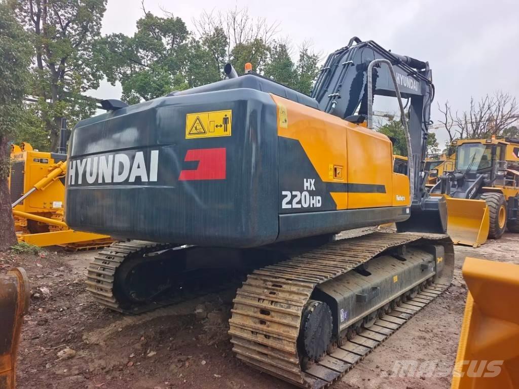 Hyundai HX220HD Excavatoare pe șenile
