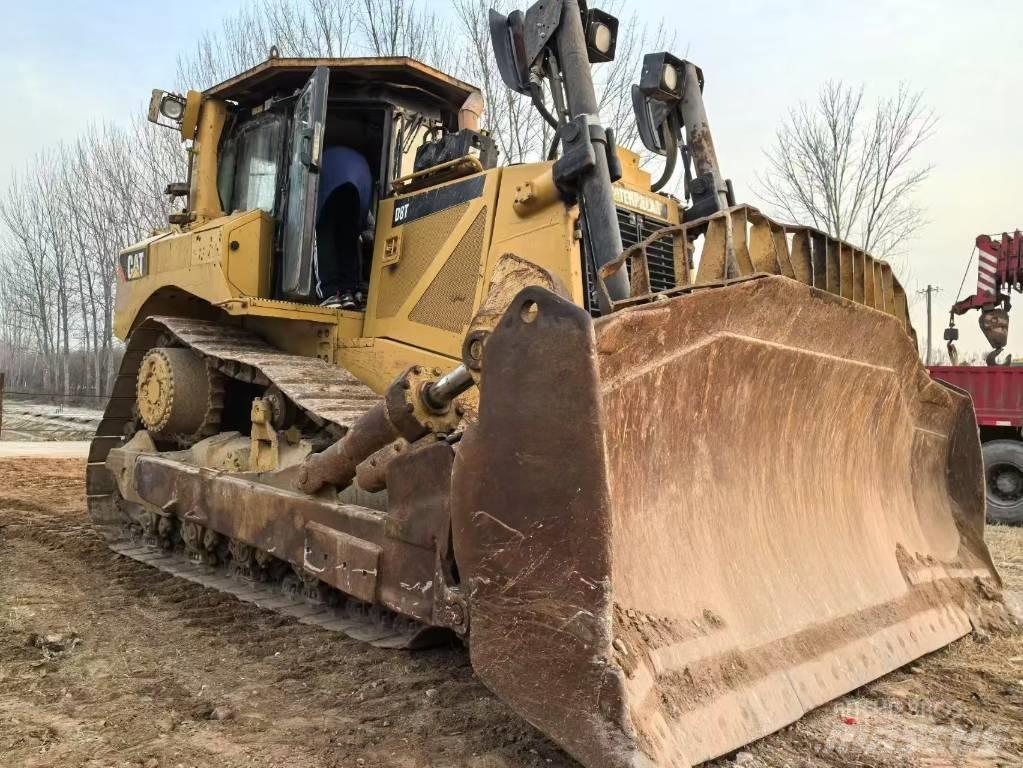 CAT D8T bulldozers Buldozere pe senile