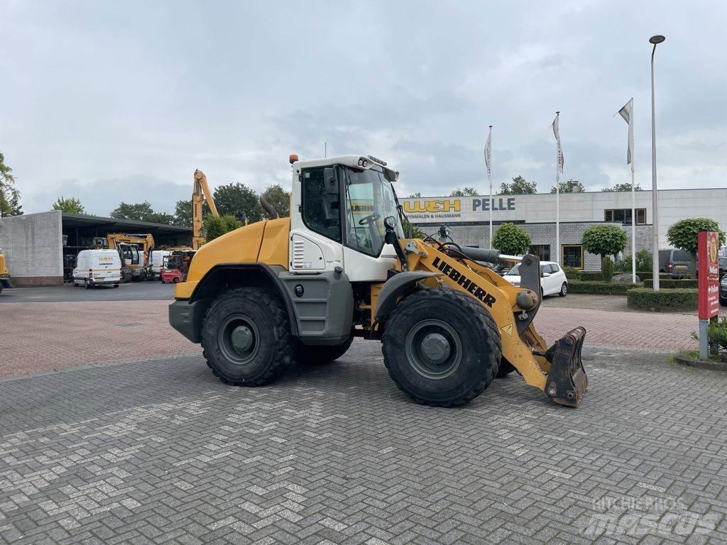 Liebherr L538 Incarcator pe pneuri