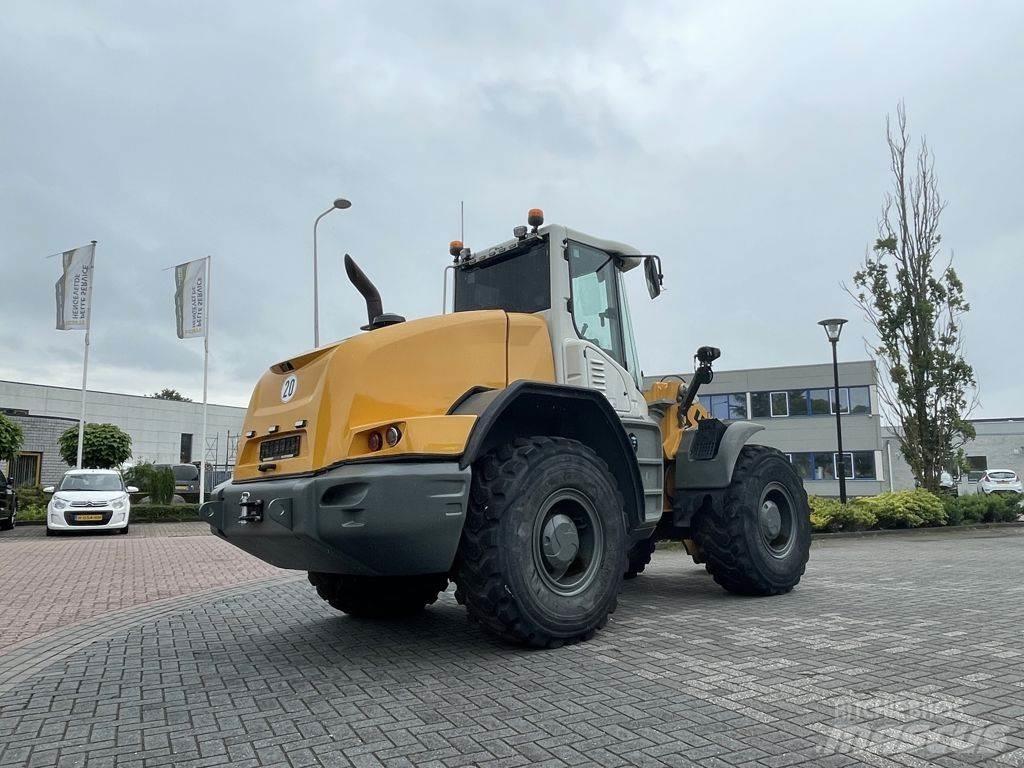 Liebherr L538 Incarcator pe pneuri