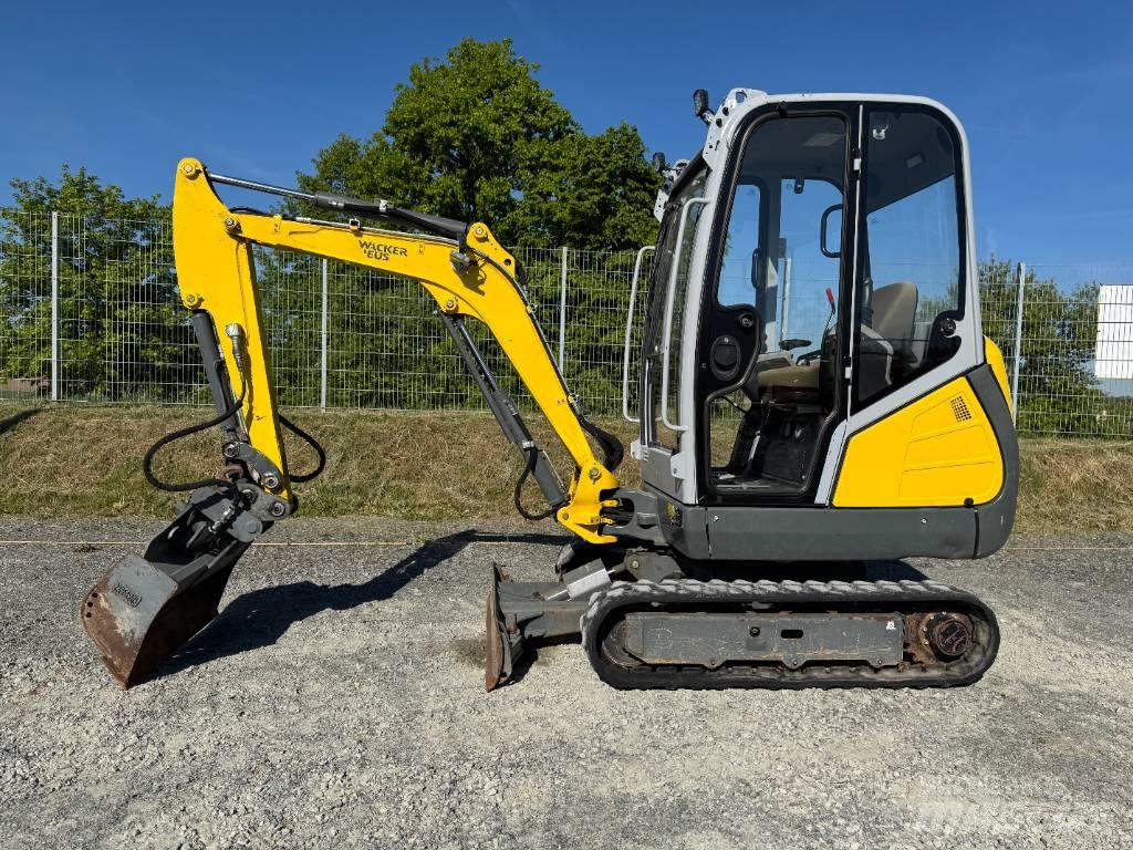 Wacker Neuson ET18 Excavatoare pe șenile
