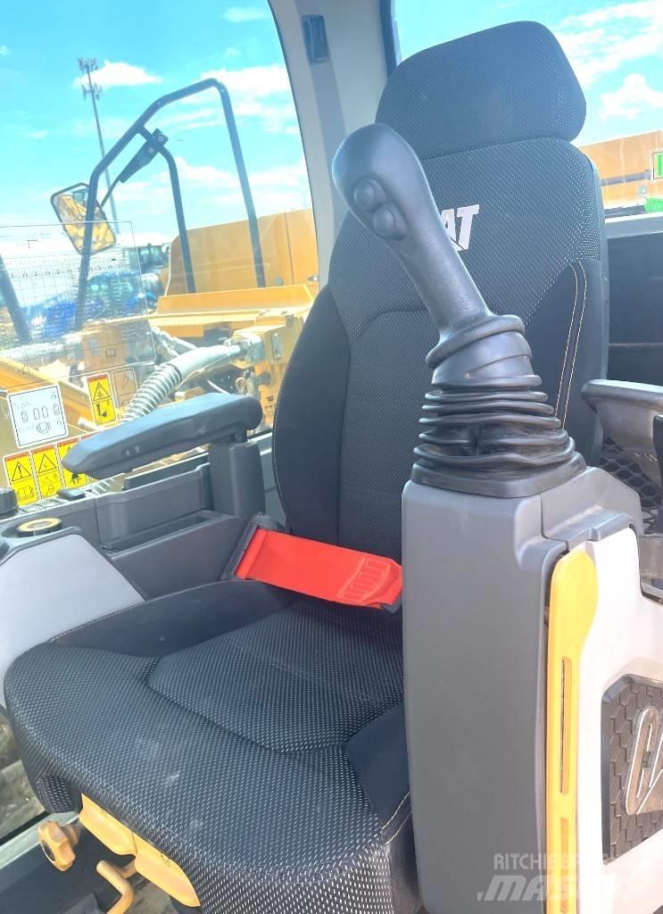 CAT 320 TC Excavatoare pe șenile
