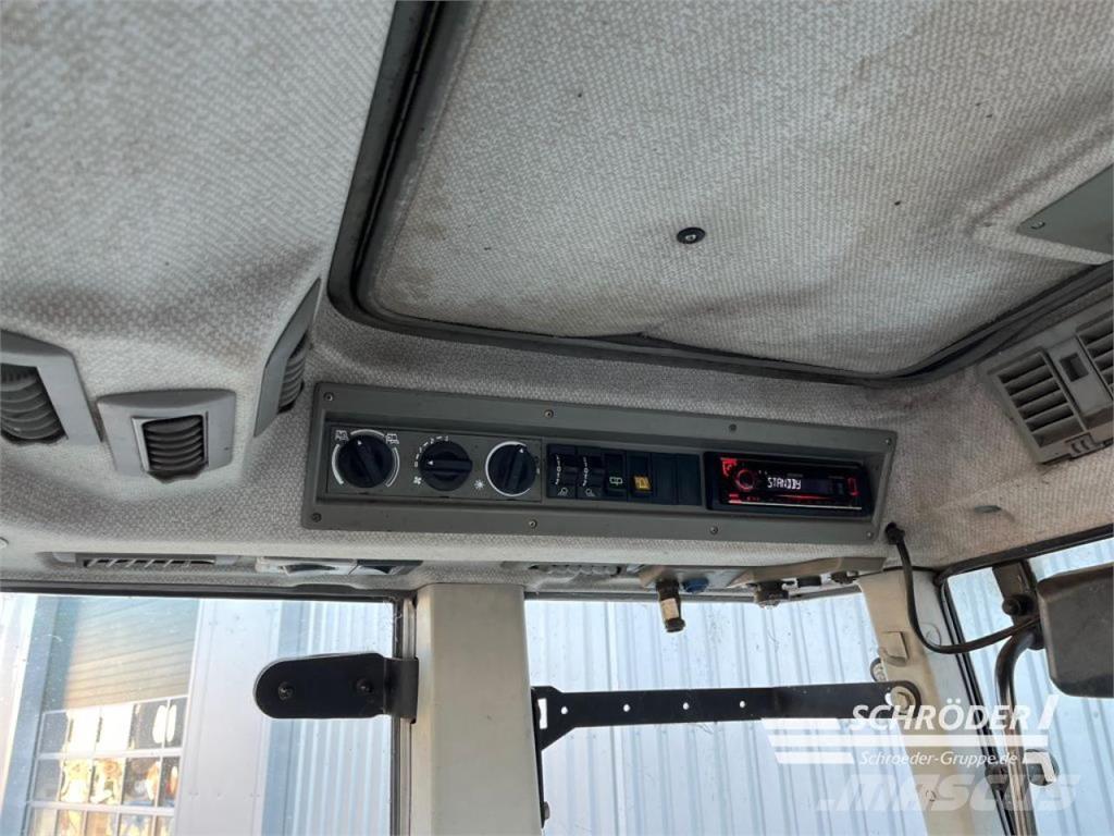 Fendt 714 VARIO Tractoare