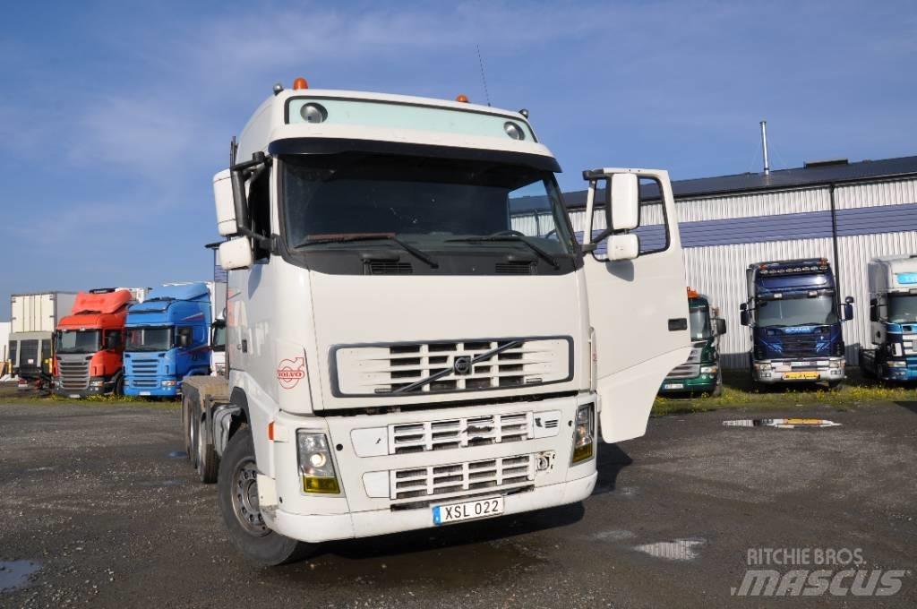 Volvo FH480 37 8X4 Camion cu carlig de ridicare