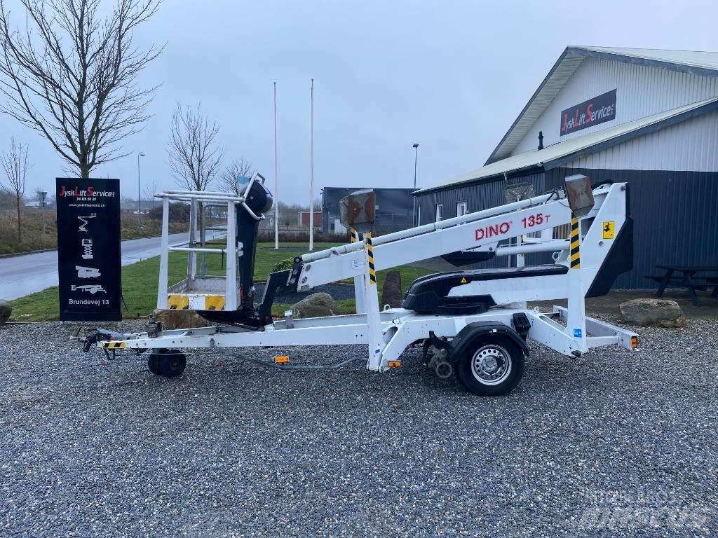 Dino 135 T Platforme aeriene montate pe remorca