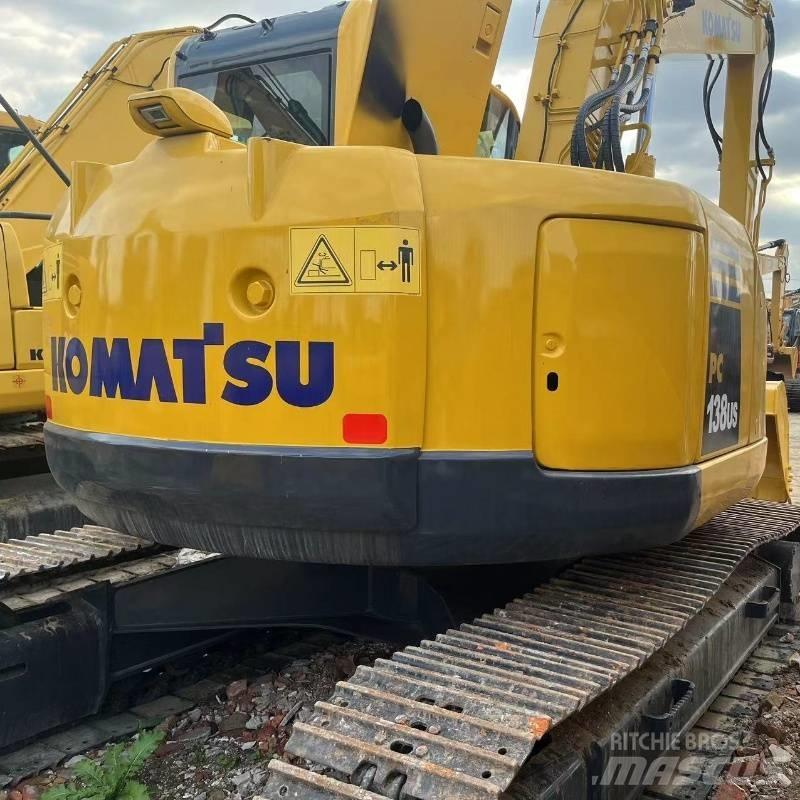 Komatsu PC 138 Excavatoare pe șenile
