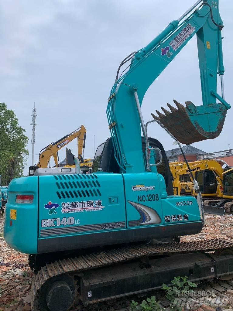 Kobelco SK 140 Excavatoare 7t - 12t