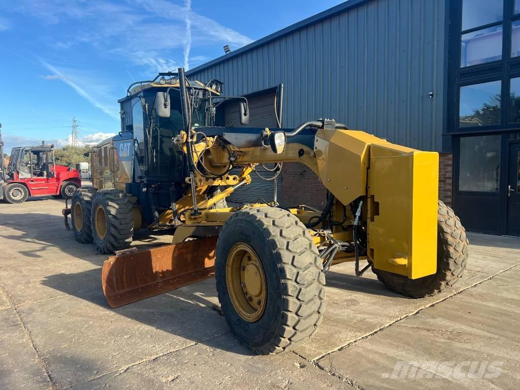 CAT 140 M AWD Gredere